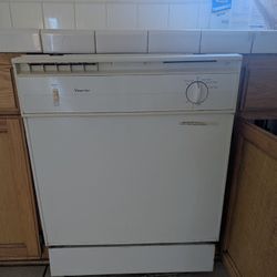 Dishwasher 