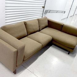  Sectional Couch 🚚 Free Delivery 