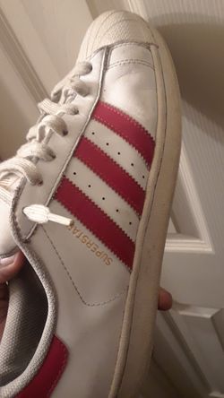 Adidas (superstar)