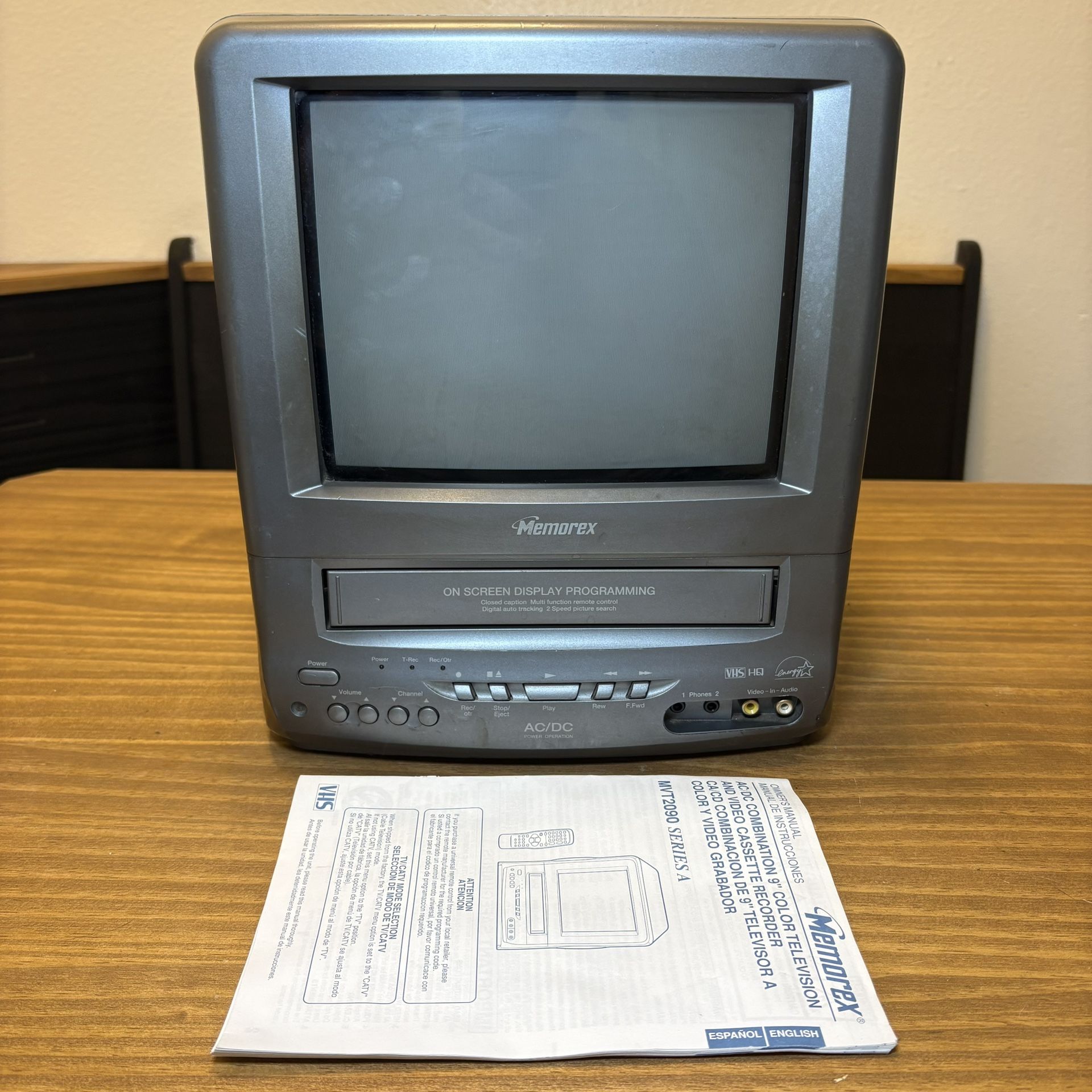 Memorex MVT2090 9” Retro CRT TV VCR Combo Portable Gaming VHS Player No Work