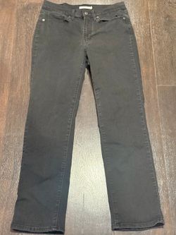Women’s Levi’s Classic Straight Jeans – Size 6 W28 L30  1632