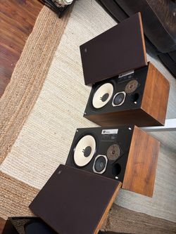 Vintage 70s JBL L100 century speakers