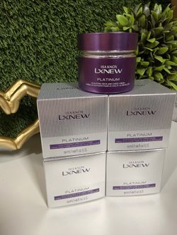The Isa Knox LXNEW Platinum Sculpting Day or night cream