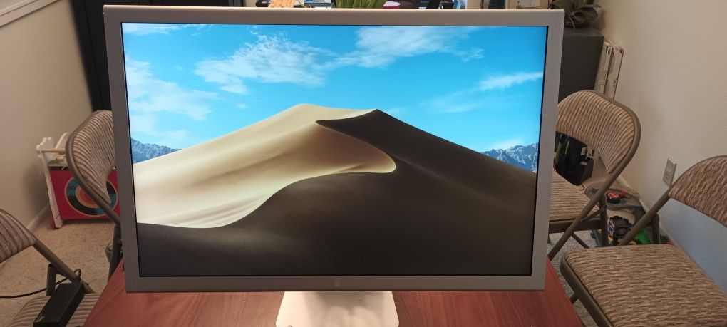 Apple 30" Cinema Display