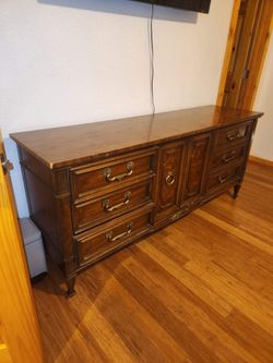 Move out sale Cabin furniture