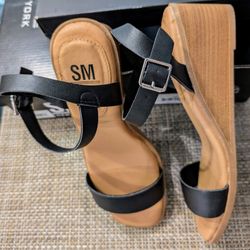 Brand New Women's Sandals $50 Retail