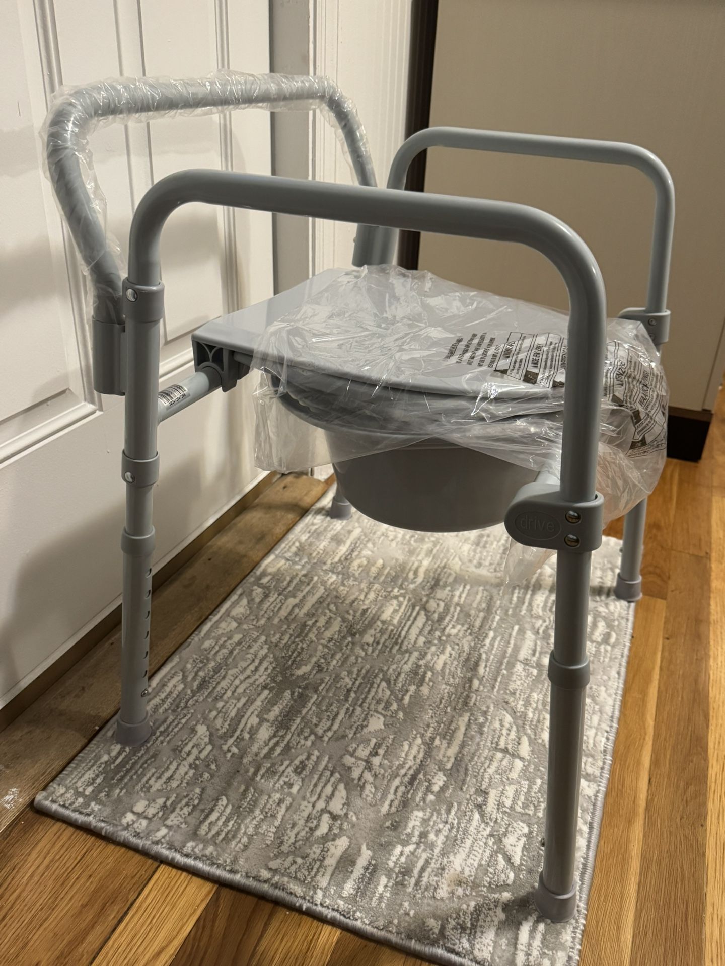 Commode Toilet Chair
