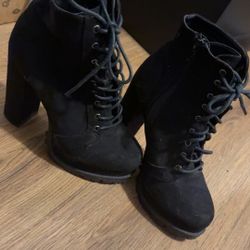 Fashion Nova Boots 