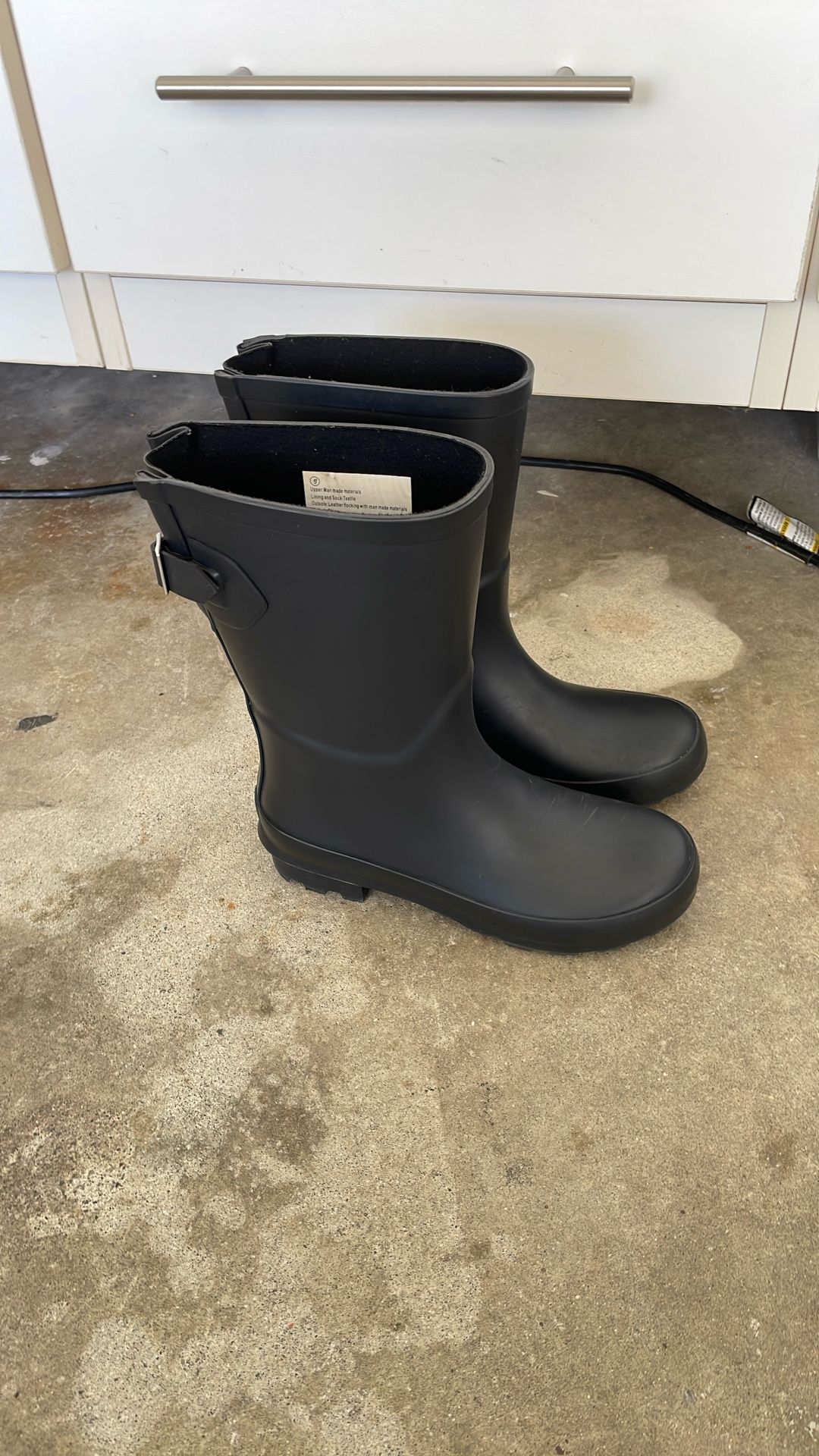Rain Boots Size 5