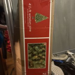 4.5 Christmas Tree New