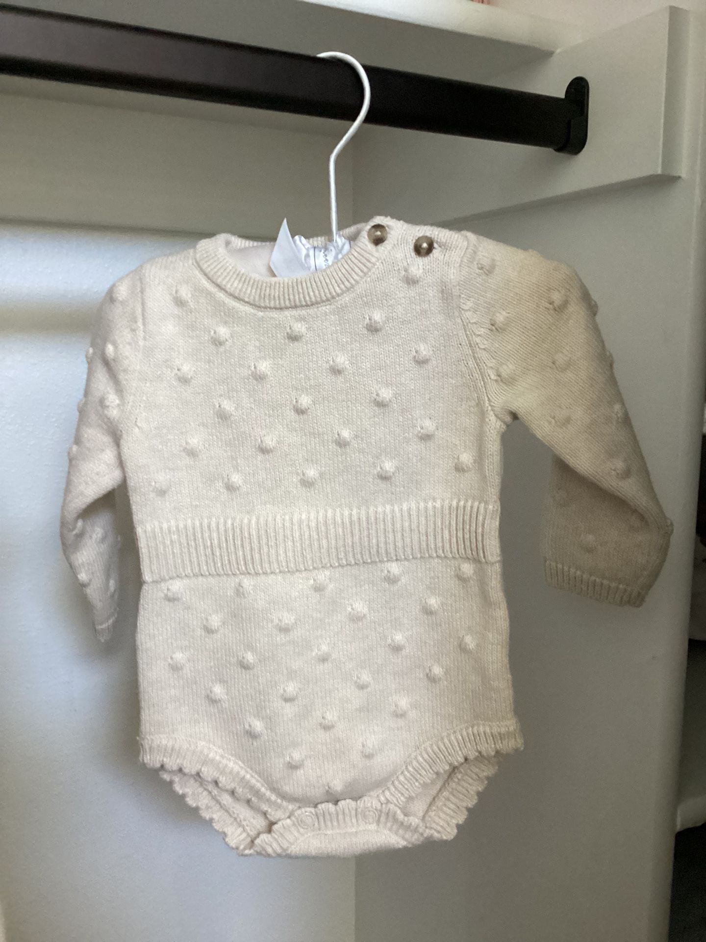Like New For 6-9m