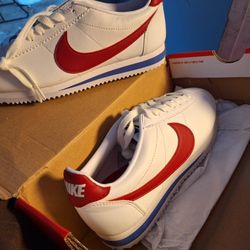 NIKE WOMENS CLASSIC CORTEZ LEATHER 