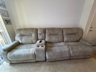 Recliner sofa