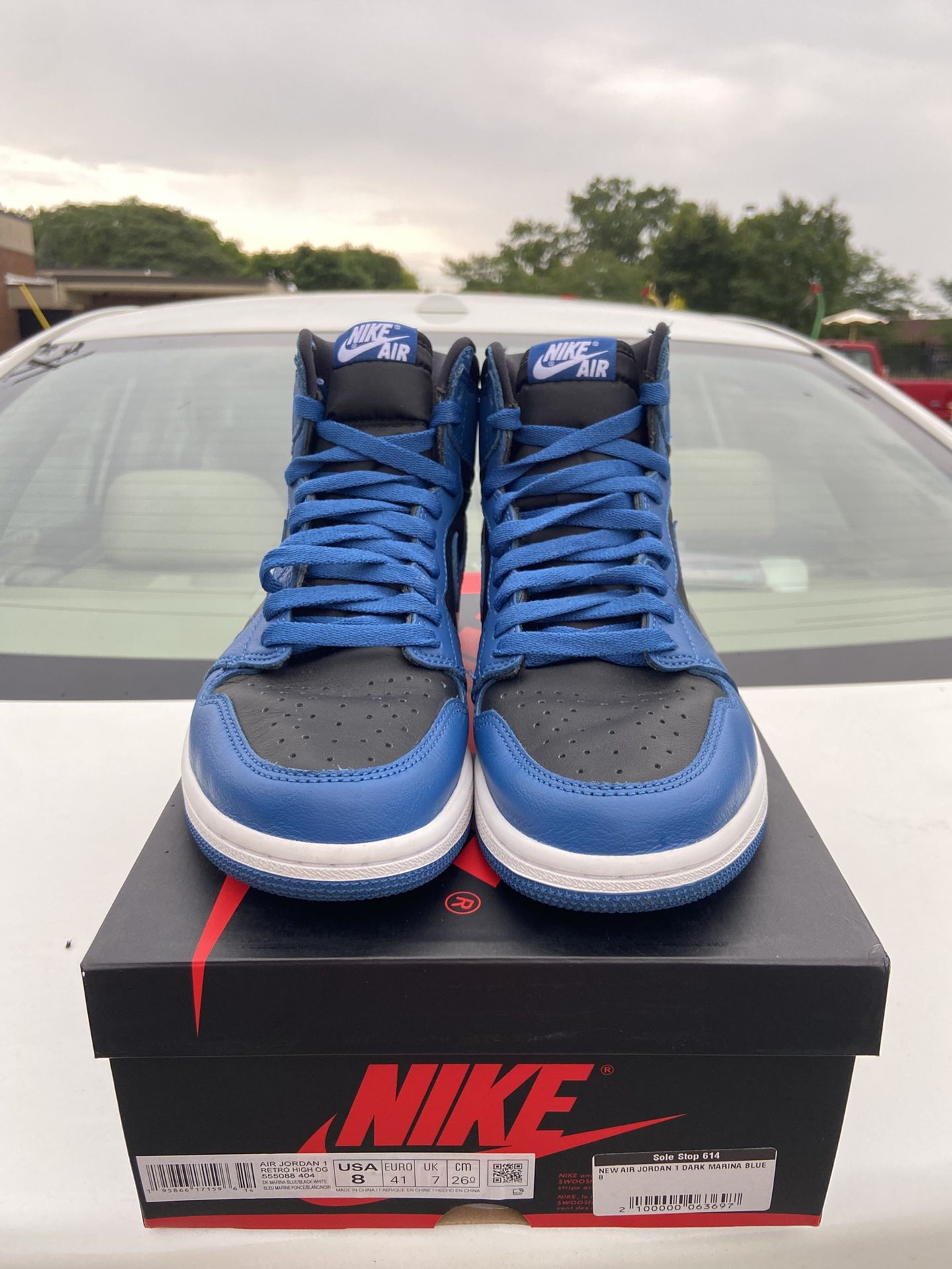 Jordan Retro Marina