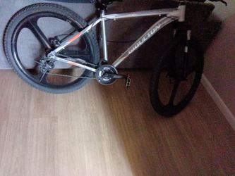 Giducton mountain bike