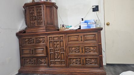 Solid wood dresser
