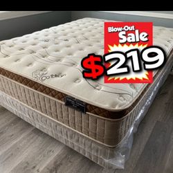 Queen Organic Cloud Edition Europillow Top 12inch Mattress 