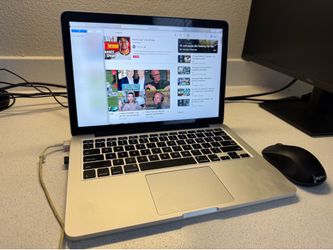 Apple MacBook Pro 13” Retina (2015) i5 | 8GB RAM | Works Great