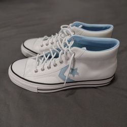 Converse Chuck Taylor's Mid For Men Size 10,Brand New , (No Box)