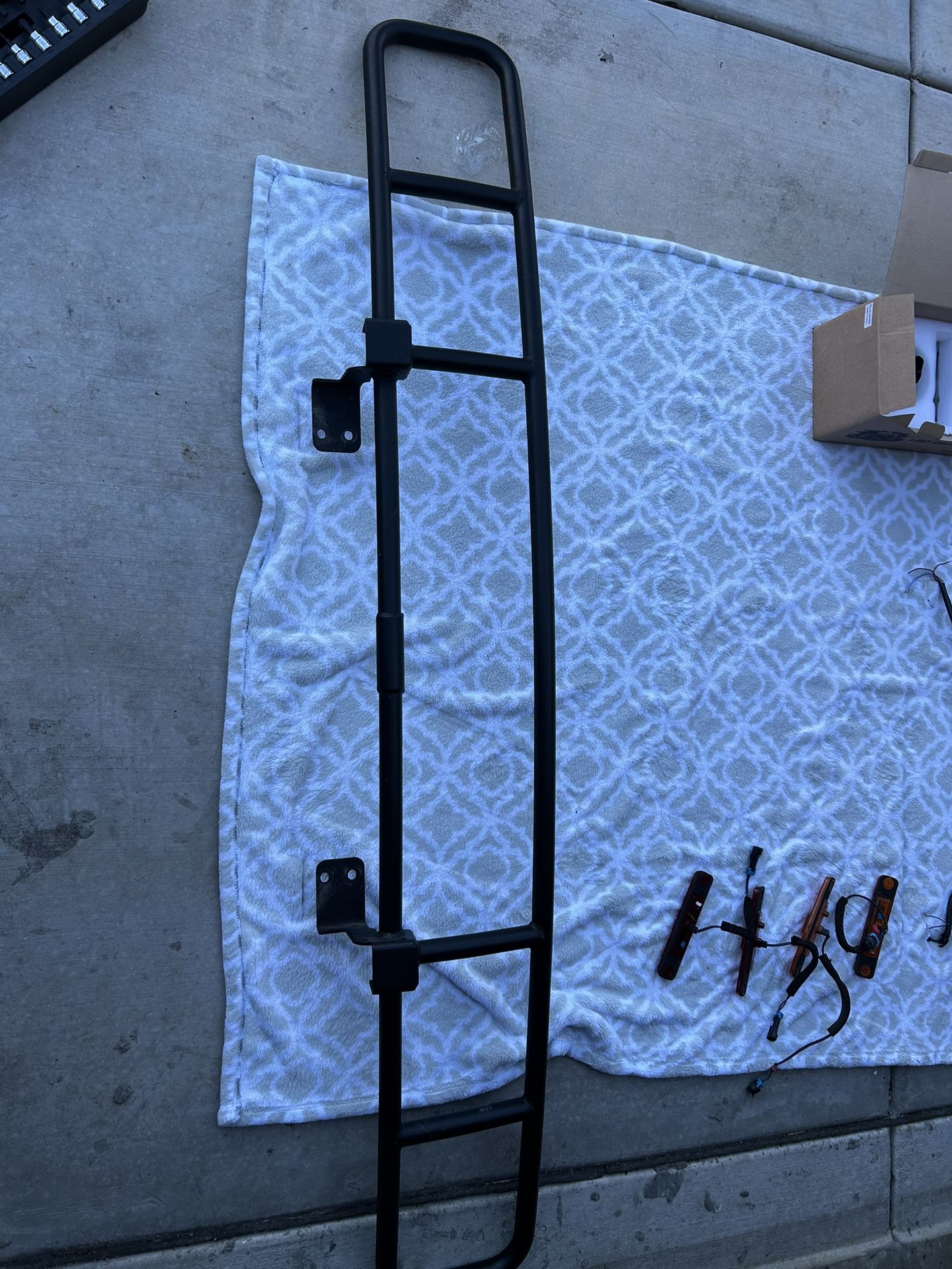 Hummer H2 Grille Guard