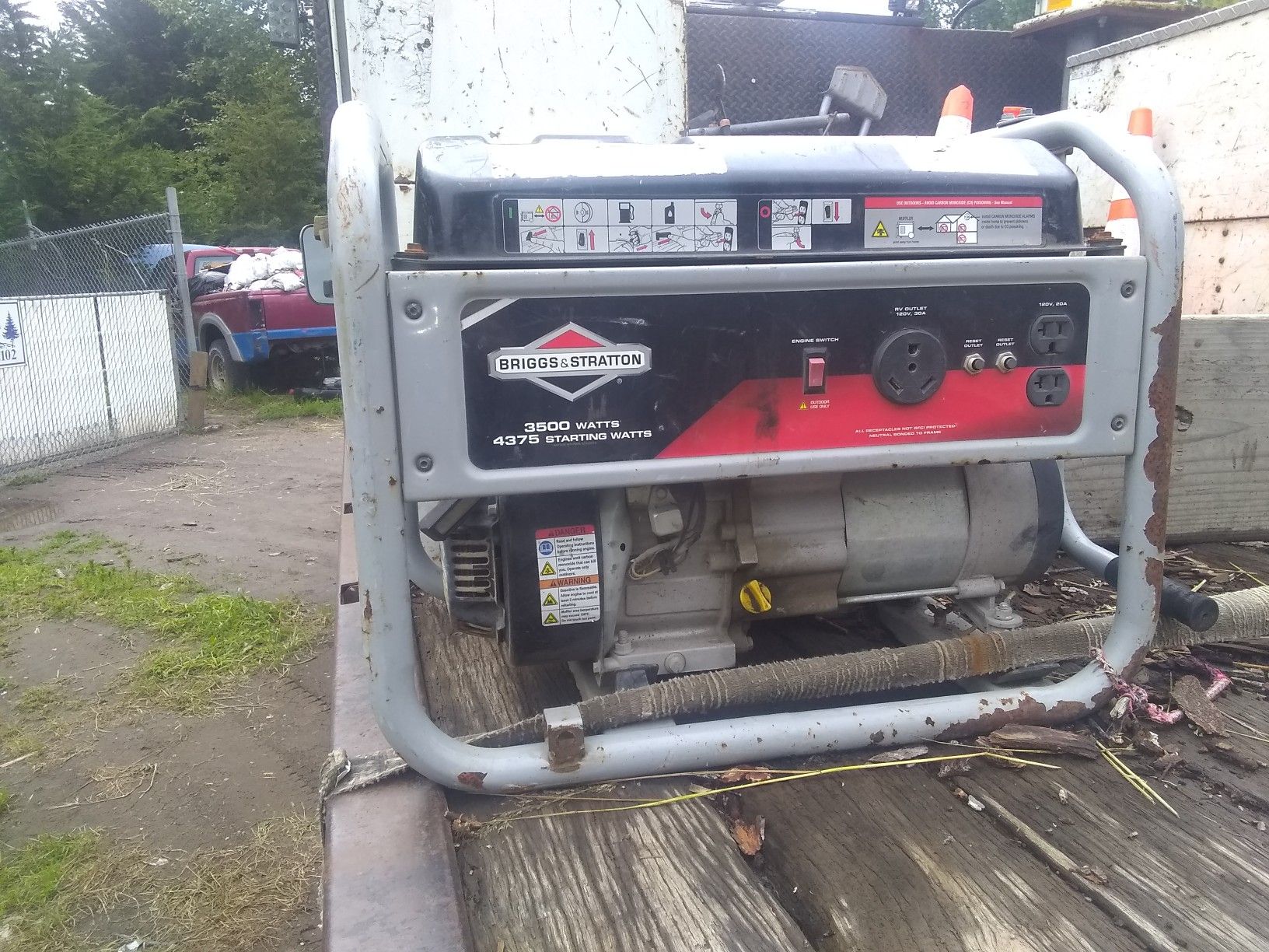 Brigs and Stratton 3500 generator