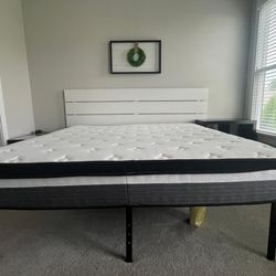 King Mattress With metal Base