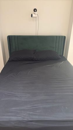 Queen size bed and frame