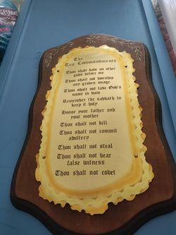 Larger plaque of the Ten Commandments