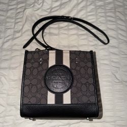 Coach Dempsey Bag in Black