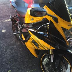 Suzuki Gsxr 750 