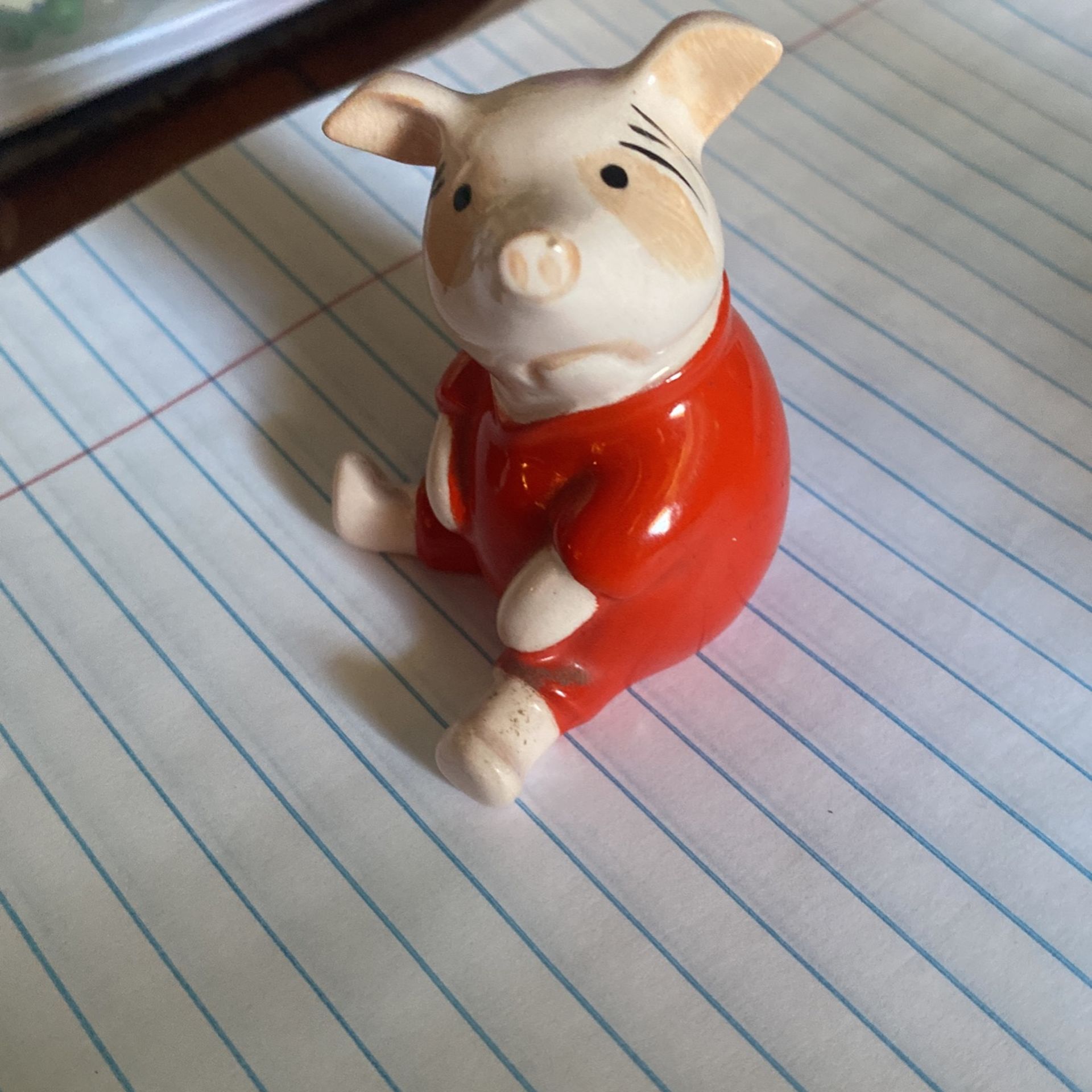Vintage Walt Disney Piglet Gold Label Porcelain Figurine