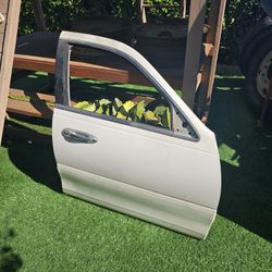 90's Lincoln Town car Pass Door