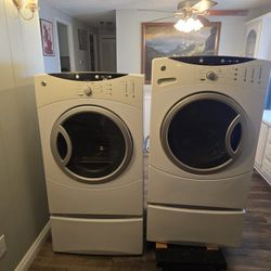 GE Washer And Dryer Set