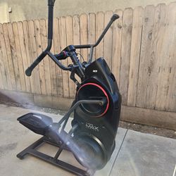 Bowflex MAX Trainer M3   Reasonable Offers Will Be Considered 