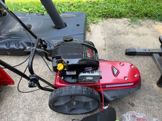 Brand‐new Earthquake 37676 M605 Walk Behind String Mower with 163cc Briggs & Stratton, Red/Black