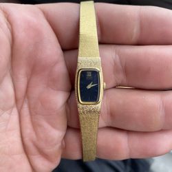 Vintage seiko cheap ladies watch