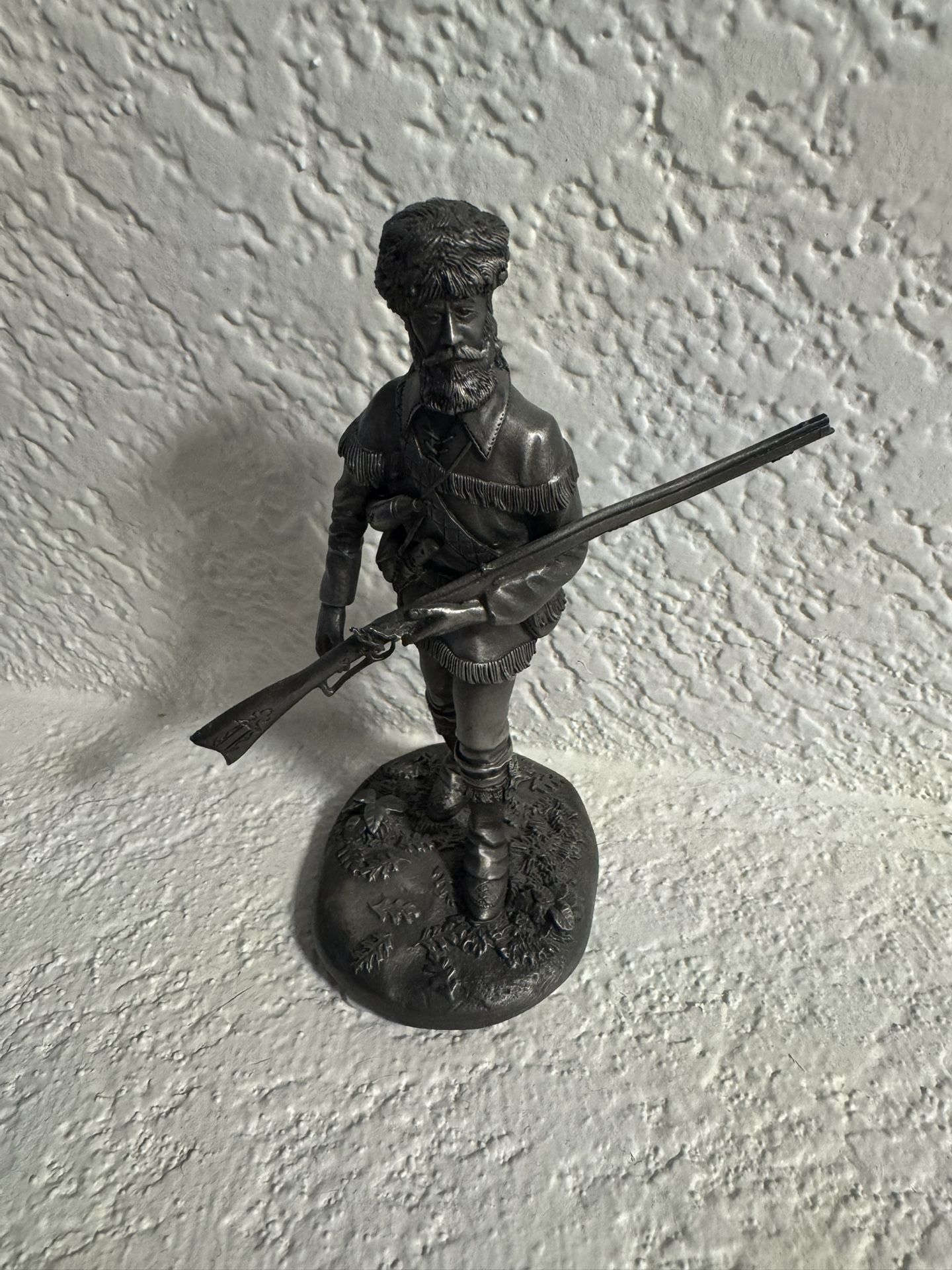Pewter Statue Small. Franklin Mint pioneer