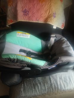 Babytrend Eazy-lift Infant Car Seat Green & Grey