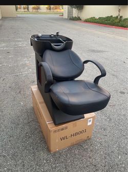 New in Box!! Shampoo Chair with ABS Bowl (plastic), gel neck rest, Black, Faux leather, Weight Capacity 450 Ibs, Product weight: 62 Ibs