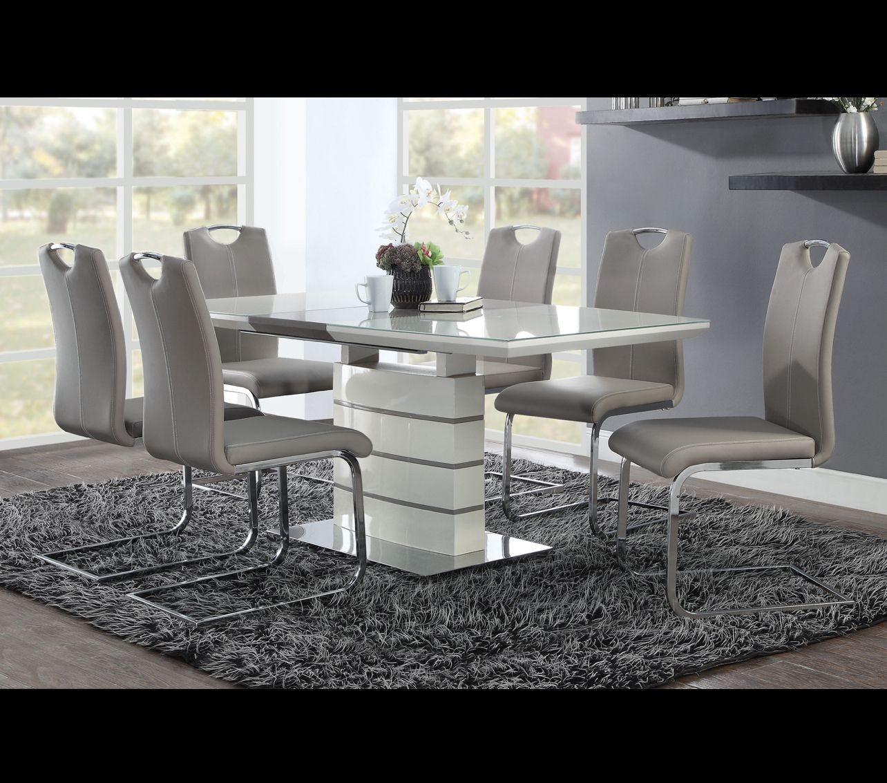 Dining set