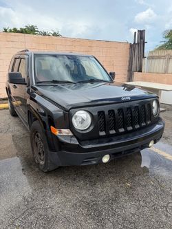 2016 Jeep Patriot 5 speed manual