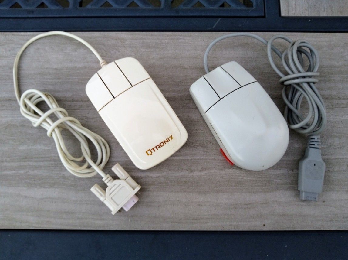 Old Microsoft Mouse