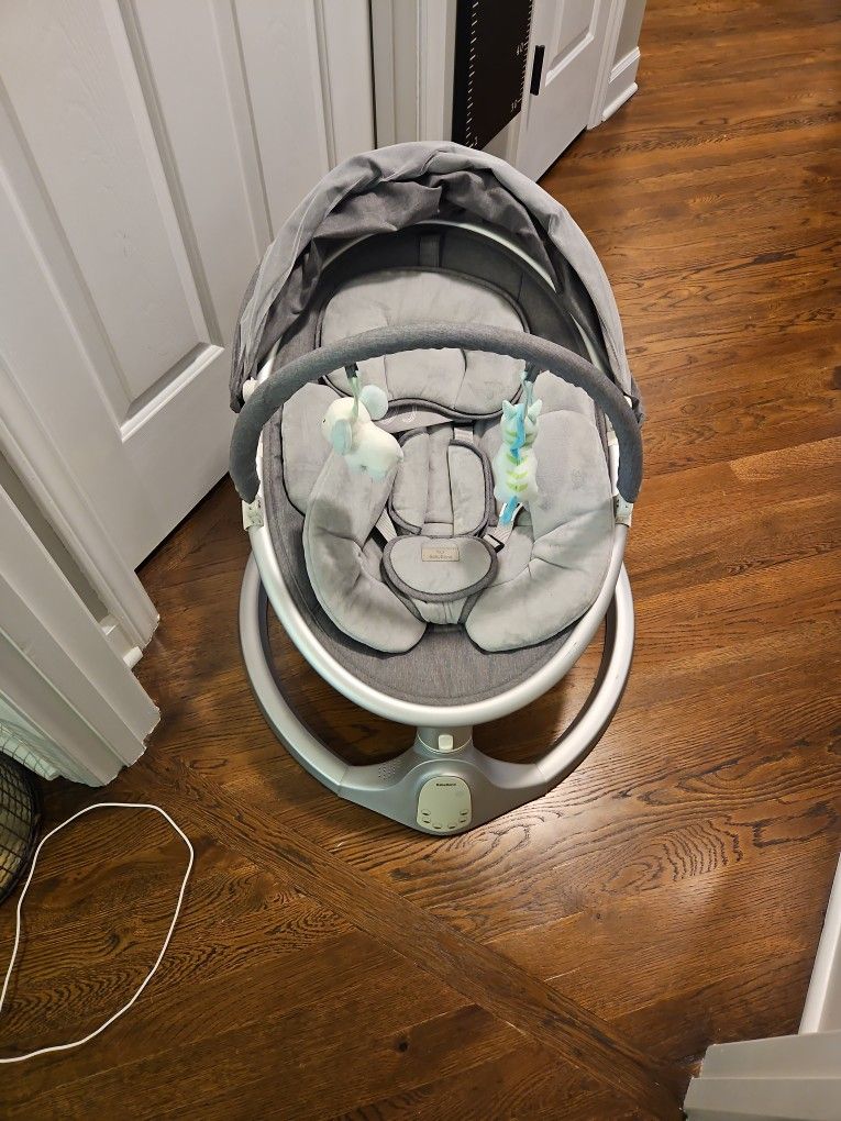 BabyBond Auto Swing Baby Chair