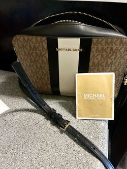 Micheal Kors Purse