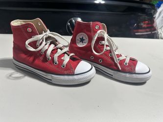 Kids Chucks Red And White Size 1 (Converse)