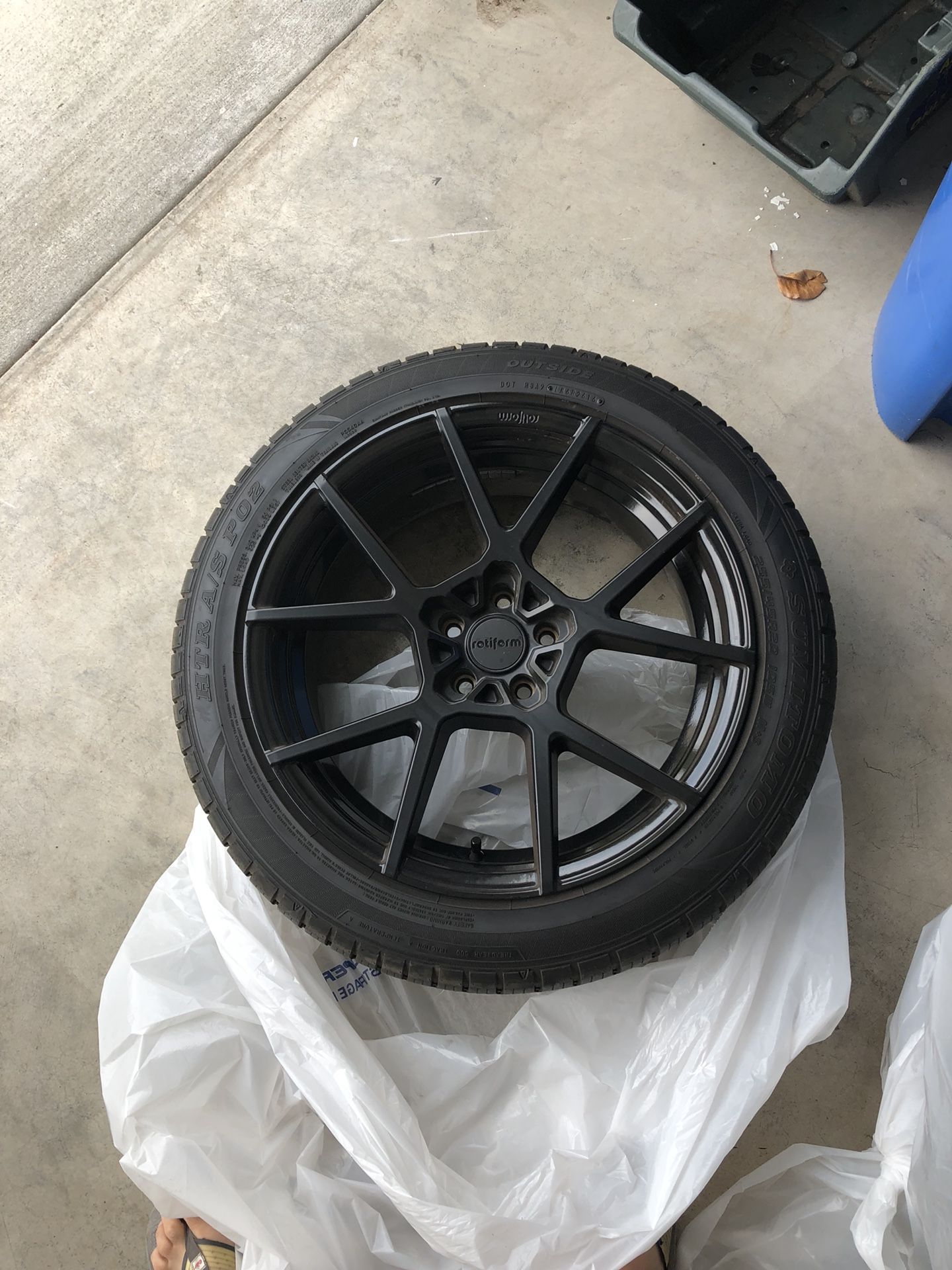 Rotiform KPS wheels & Tires $600