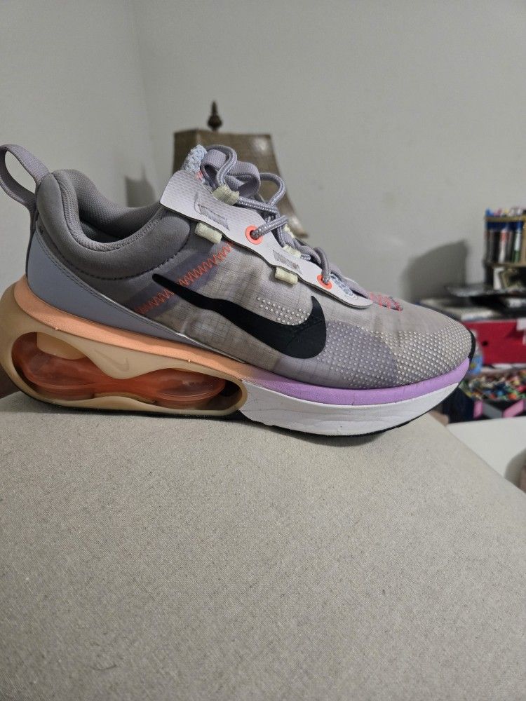 Nike Airmax Womens 8s