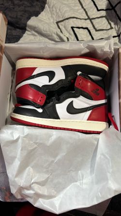 Jordan 1’s 6.5y