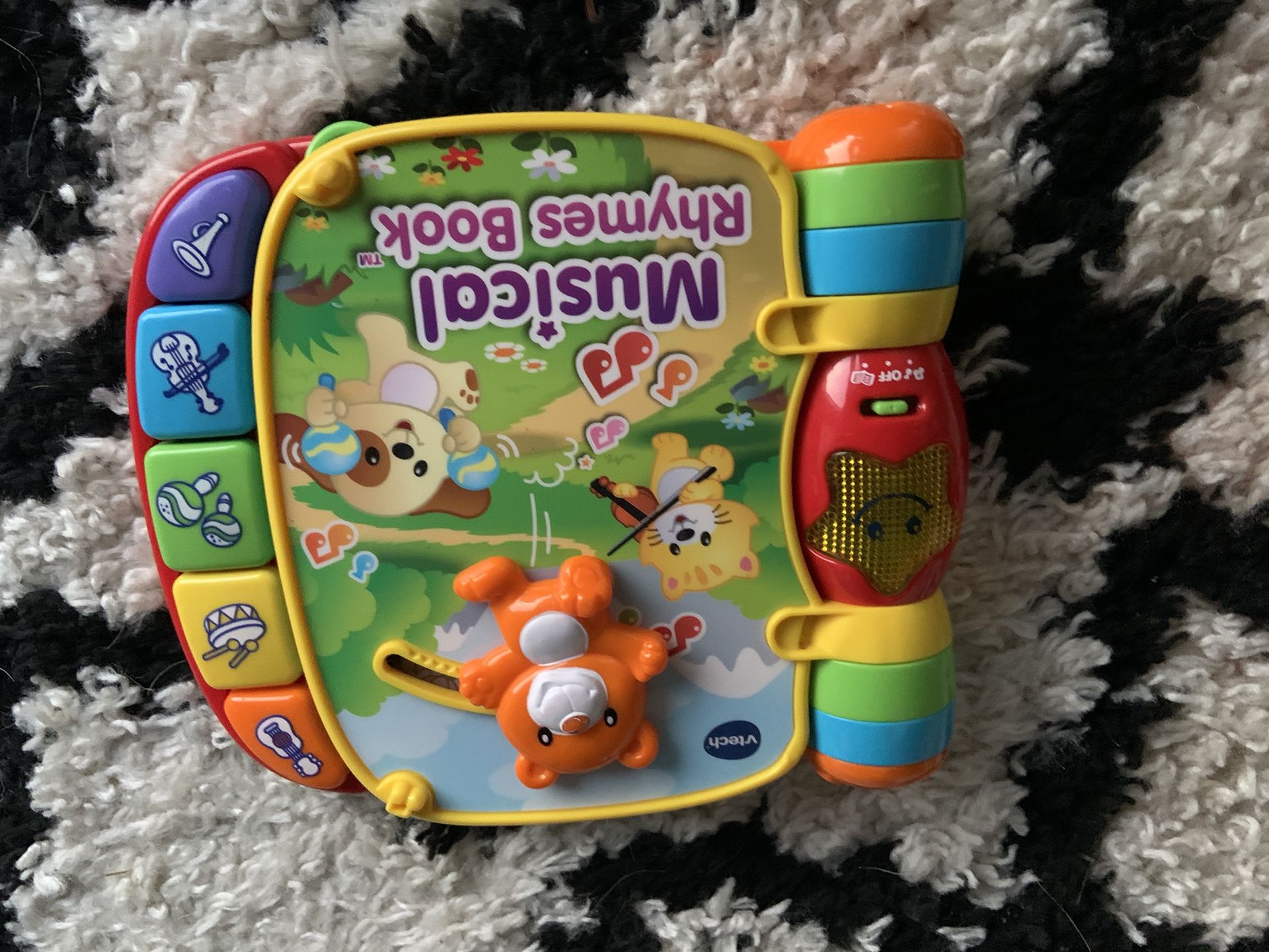 V-tech Music Rhymes Book