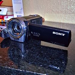 Sony Handycam HDR-CX160 | Full HD 1080p | 16GB + 30x Zoom | MINT